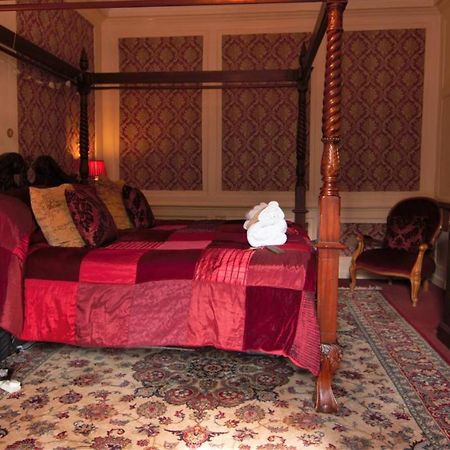 Inglewood House Bed & Breakfast มอนมัท ภายนอก รูปภาพ