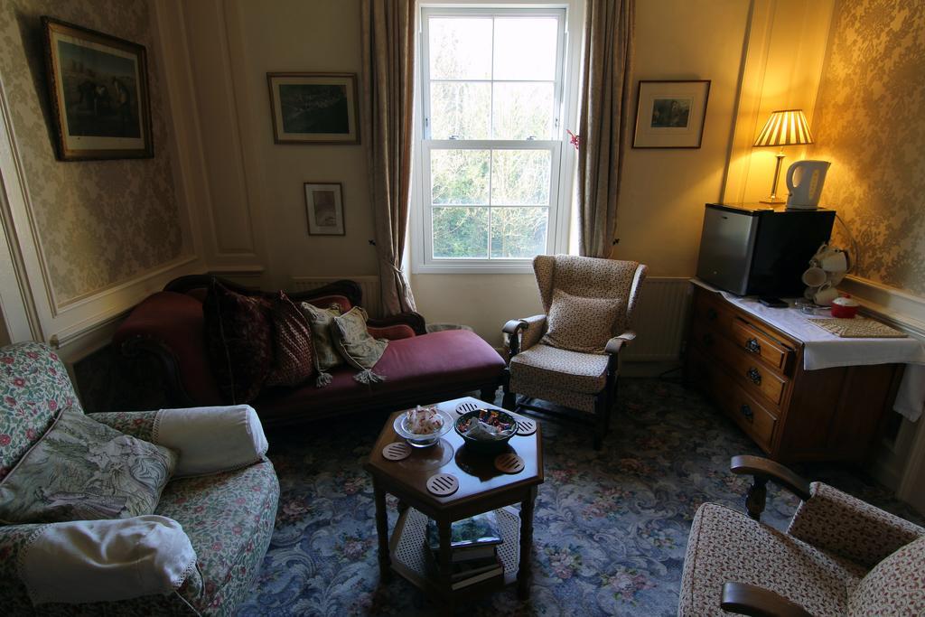 Inglewood House Bed & Breakfast มอนมัท ภายนอก รูปภาพ