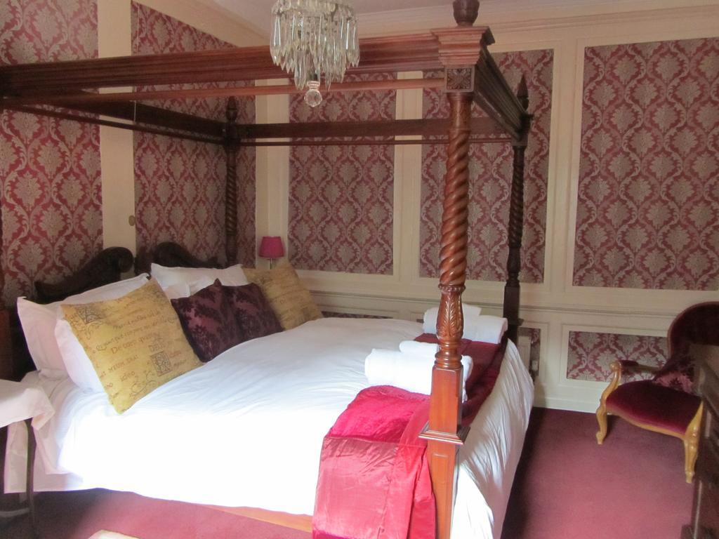Inglewood House Bed & Breakfast มอนมัท ห้อง รูปภาพ