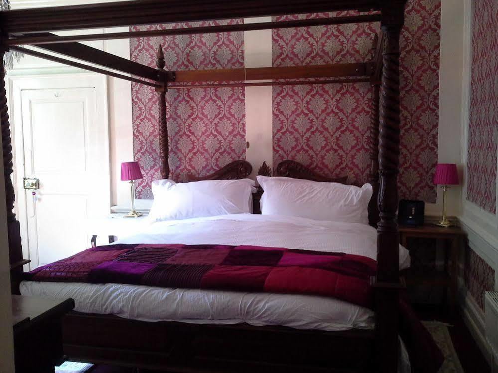 Inglewood House Bed & Breakfast มอนมัท ภายนอก รูปภาพ