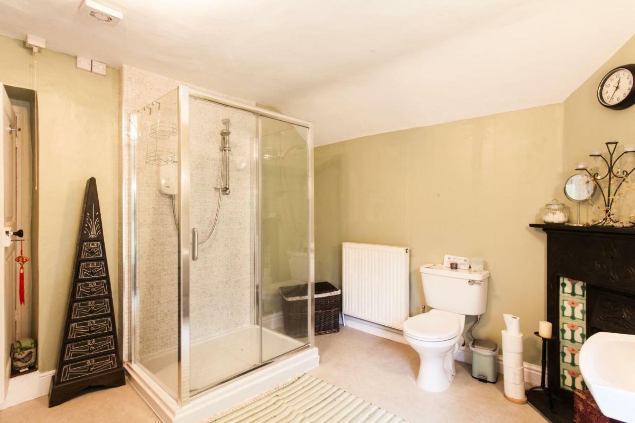 Inglewood House Bed & Breakfast มอนมัท ภายนอก รูปภาพ