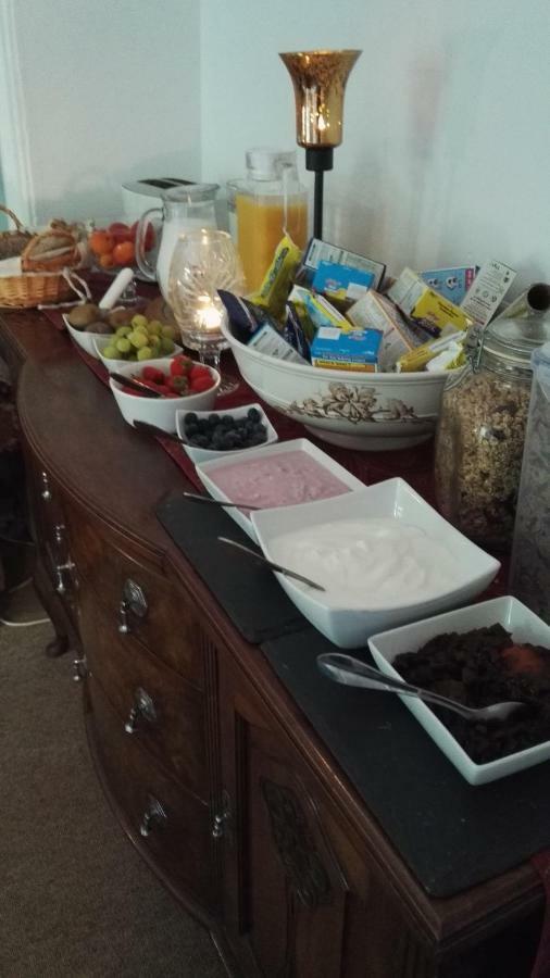 Inglewood House Bed & Breakfast มอนมัท ภายนอก รูปภาพ